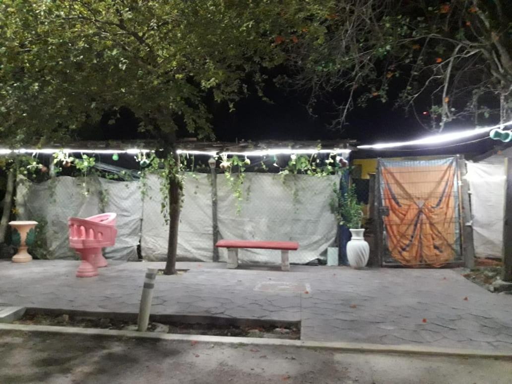 Hostal Y Camping Las G Bacalar Eksteriør billede