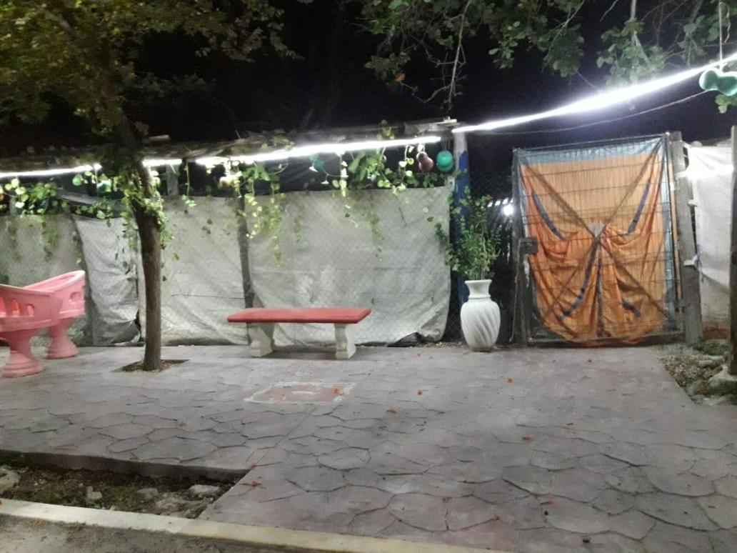 Hostal Y Camping Las G Bacalar Eksteriør billede