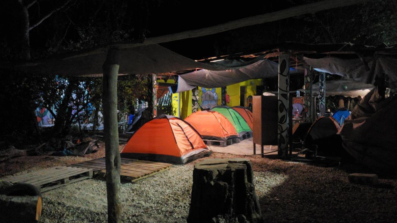 Hostal Y Camping Las G Bacalar Eksteriør billede