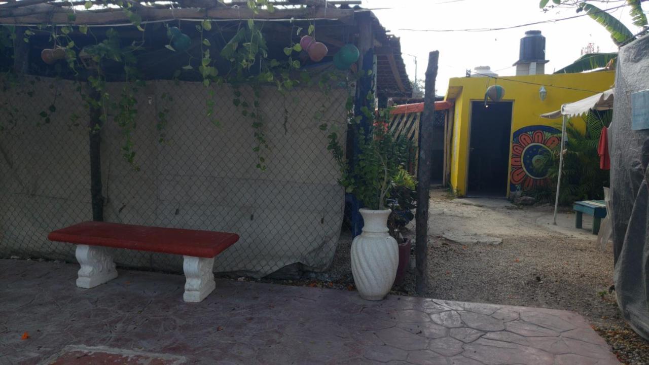 Hostal Y Camping Las G Bacalar Eksteriør billede